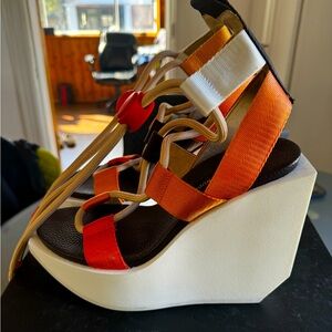United Nude- Wa Nomad Hi platform sandals from Malibu collection. Size 39, BNIB